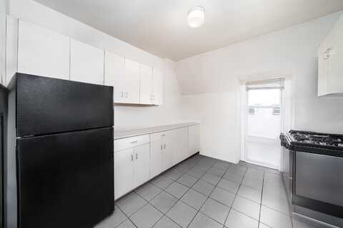 43 WEST 9TH ST, Bayonne, NJ 07002