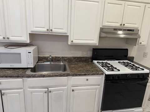 215 LIBERTY AVE, JC, Heights, NJ 07306
