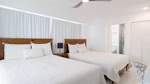 2465 Kuhio Avenue, Honolulu, HI 96815