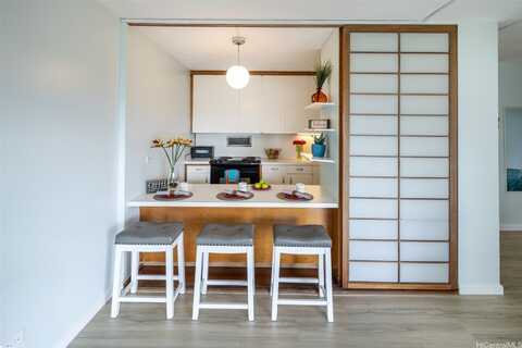 1511 Nuuanu Avenue, Honolulu, HI 96817