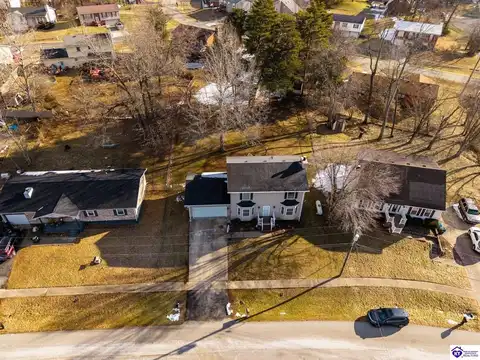 900 Timberwood Drive, Radcliff, KY 40160