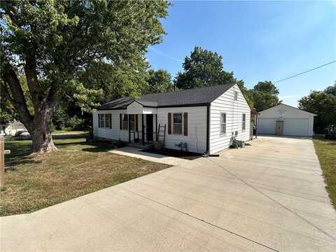621 Charlotte Street, Grain Valley, MO 64029