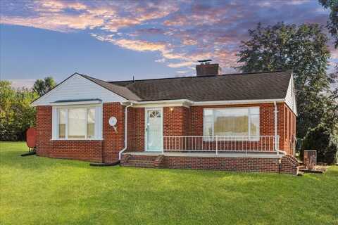 3634 N EAST SIDE HWY, ELKTON, VA 22827