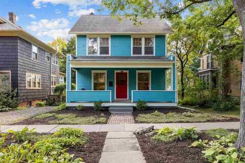 427 Brown St, Iowa City, IA 52245