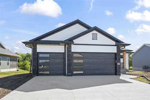 1040 Harrison St, North Liberty, IA 52317