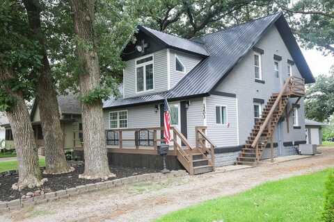 1203 N 6th Street, Estherville, IA 51334