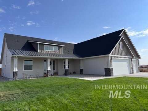 8260 SW El Camino Court, Mountain Home, ID 83647