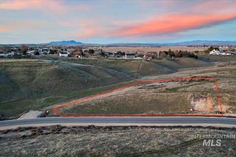 8134 Quail Hollow Dr, Middleton, ID 83644