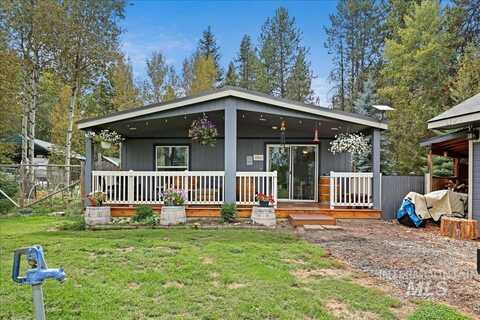 189 Durham Ln, Donnelly, ID 83615
