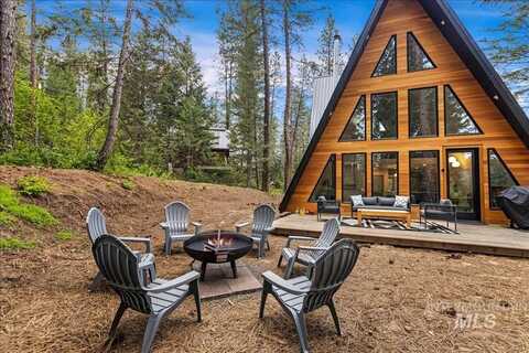 64 Fairway Dr, Garden Valley, ID 83622