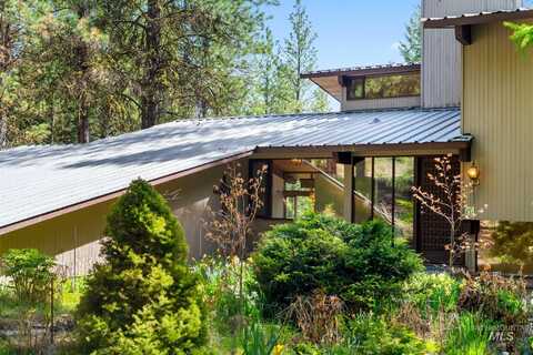 136 Silver Fox Trail, McCall, ID 83638