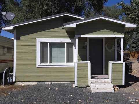 811 8th Ave N, Payette, ID 83661