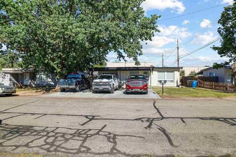 910 N Baker St, Boise, ID 83706