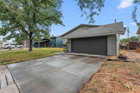 2411 Brookside Drive, Caldwell, ID 83605