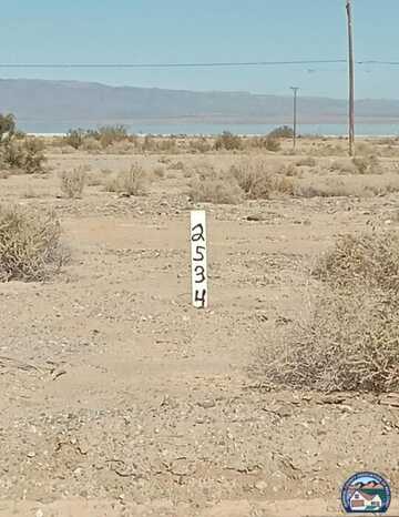 2534 Rainbow Dr, Salton City, CA 92274