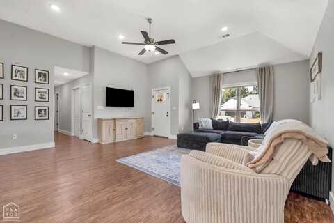 301 Stella Drive, Bono, AR 72416