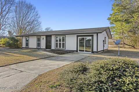 402 Shamrock Drive, Jacksonville, NC 28540