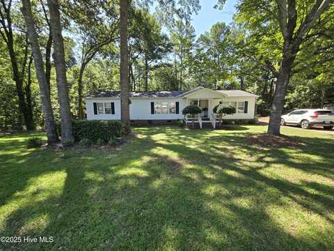 328 Groves Point Circle, Hampstead, NC 28443