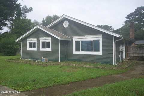 200 N Willow Lane, Jacksonville, NC 28546