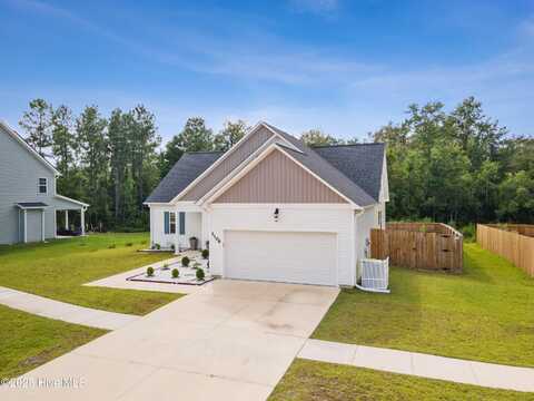 1106 Carteret Manor Drive, Jacksonville, NC 28546