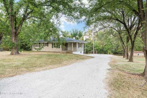 9504 RT B, Jefferson City, MO 65101