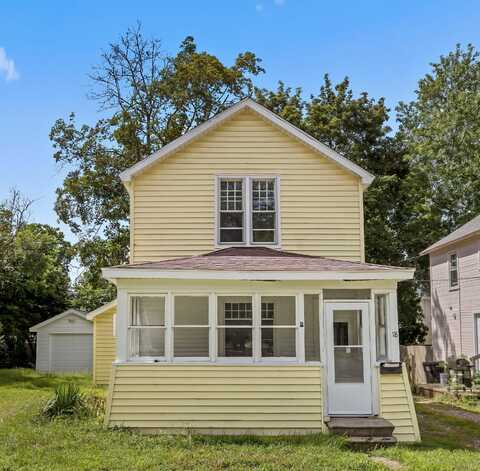 18 Garden Street, Hillsdale, MI 49242