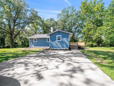 8941 E Nordman Drive, Syracuse, IN 46567
