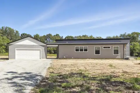 17580 Vine Street, Plymouth, IN 46563