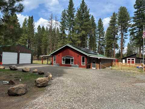 4093 Round Lake Road, Klamath Falls, OR 97601