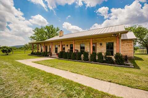 2657 W Sabinal, Utopia, TX 78884