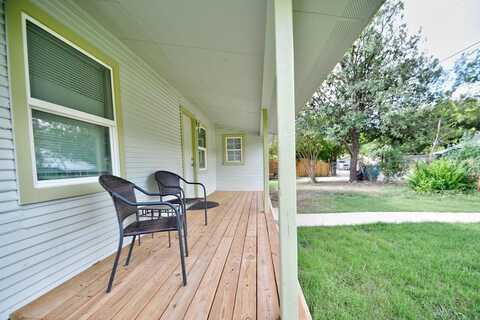 128 Bowlin Dr, Center Point, TX 78010