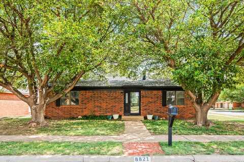 8821 Flint Avenue, Lubbock, TX 79423
