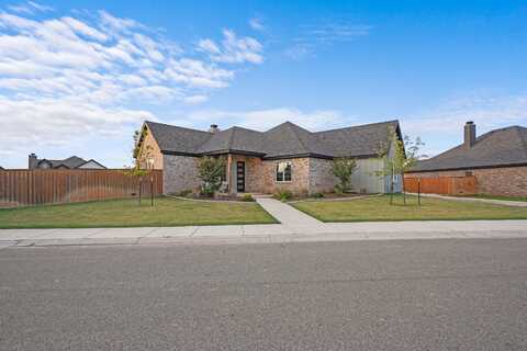 816 N 6th Circle, Wolfforth, TX 79382
