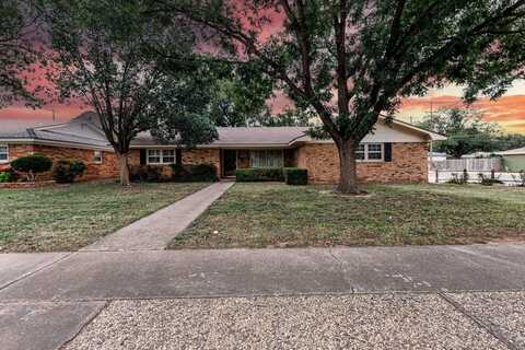 6027 Norfolk Avenue, Lubbock, TX 79413