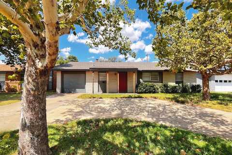 5406 49th Street, Lubbock, TX 79414