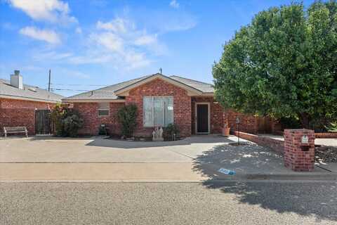 305 Flint Avenue, Levelland, TX 79336