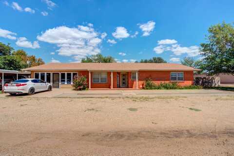 608 N 17th Street, Lamesa, TX 79331
