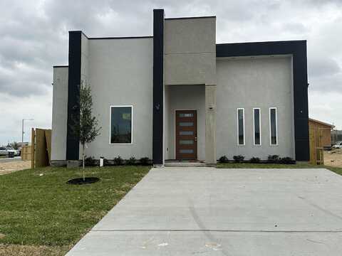 5803 Tavo Dr., LAREDO, TX 78045