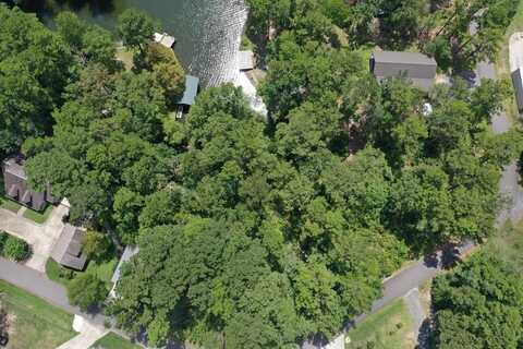375 S Evergreen Drive, Burkeville, TX 75932