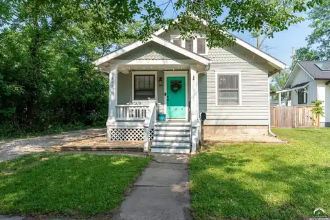 1809 Illinois Street, Lawrence, KS 66044