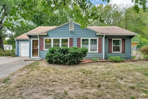 800 Madeline Lane, Lawrence, KS 66049