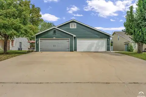 3936 Overland Drive, Lawrence, KS 66049