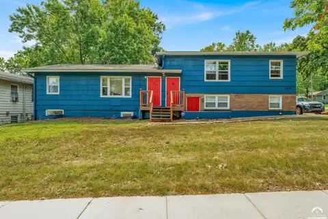 731 W 25th Street, Lawrence, KS 66046