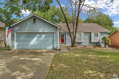 3918 Tumbleweed Court, Lawrence, KS 66049