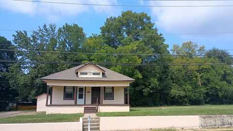 1234 MARTIN LUTHER KING AVE, Laurel, MS 39440