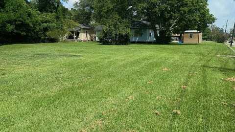 1236 MARTIN LUTHER KING AVE, Laurel, MS 39440