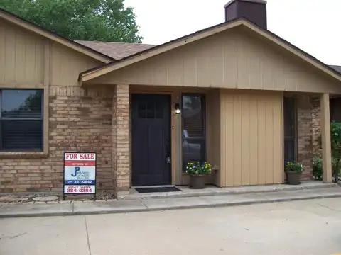 907 NE Tortoise Dr Unit 4 A, Lawton, OK 73507