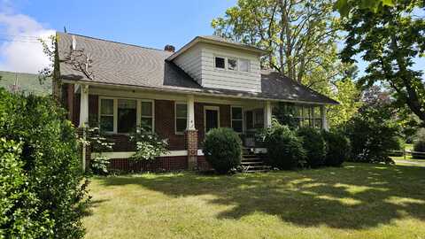 6026 Sam Snead Highway, Hot Springs, VA 24445