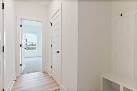 240 SUMMER STREET, OPELIKA, AL 36801