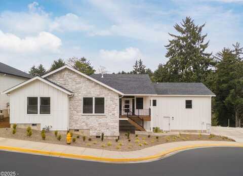2733 NE 51st Court, Lincoln City, OR 97367